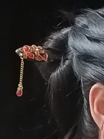 同为猫妖为何如此多娇