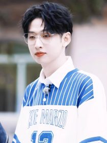 KPL：豪门软饭男缠绕热吻